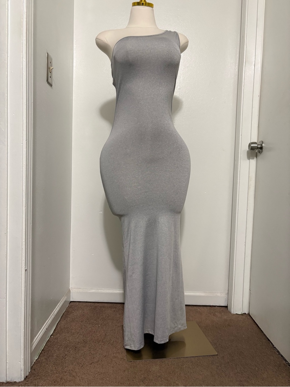 Gray One-Shoulder Maxi Dress -